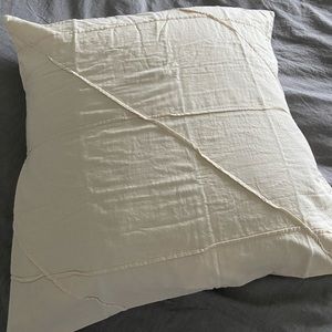 West Elm pillow cover- 24in x 24 in NEW